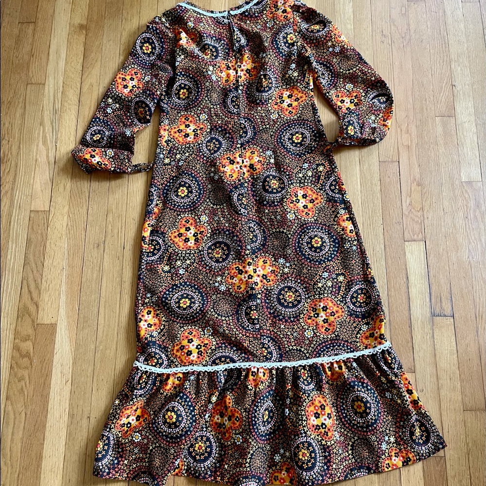 SOLD 70s Psychedelic Floral Mandala Prairie Dress - Picture 12 of 13